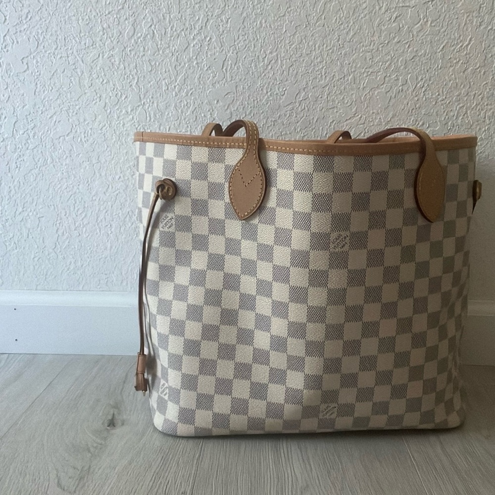 Louis Vuitton Neverfull MM